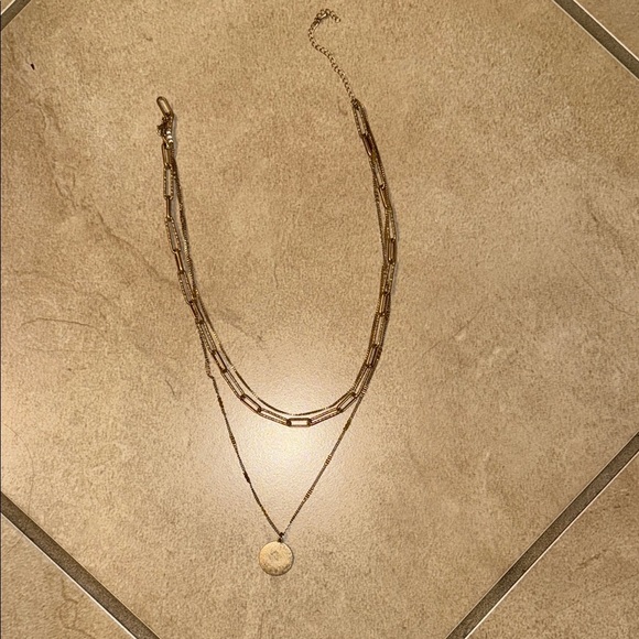 Gold Layered Necklace - Picture 1 of 1
